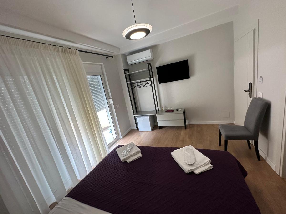 Soin Rooms Tirana Eksteriør billede